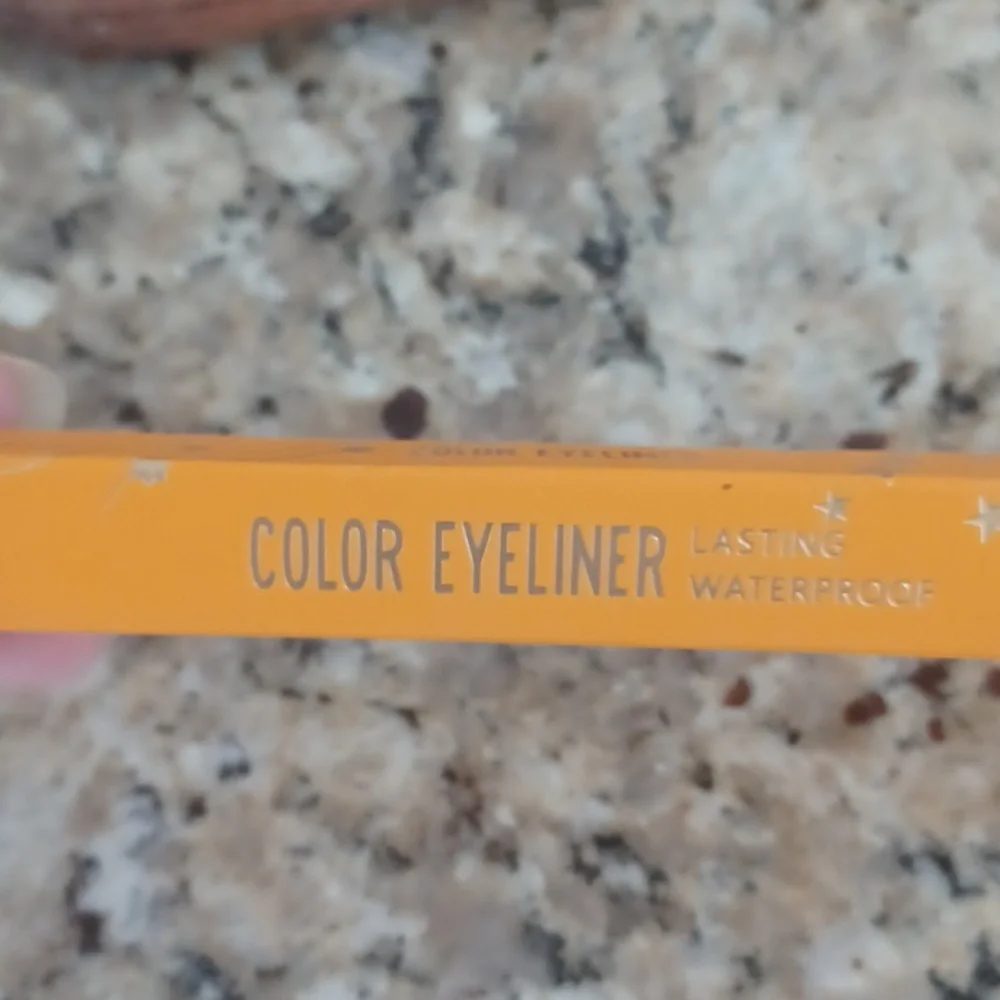 New Pudaier Color Eyeliner Apricot